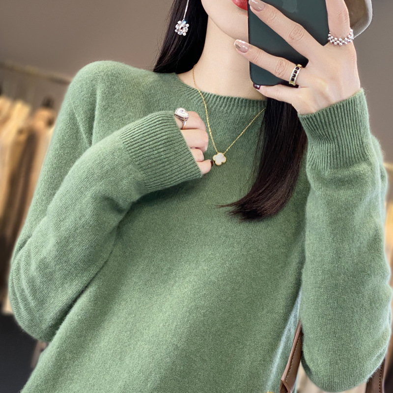 First-line garment round neck woolen sweater women's skin-friendly simple sweater autumn and winter New seamless one-piece bottoming sweater