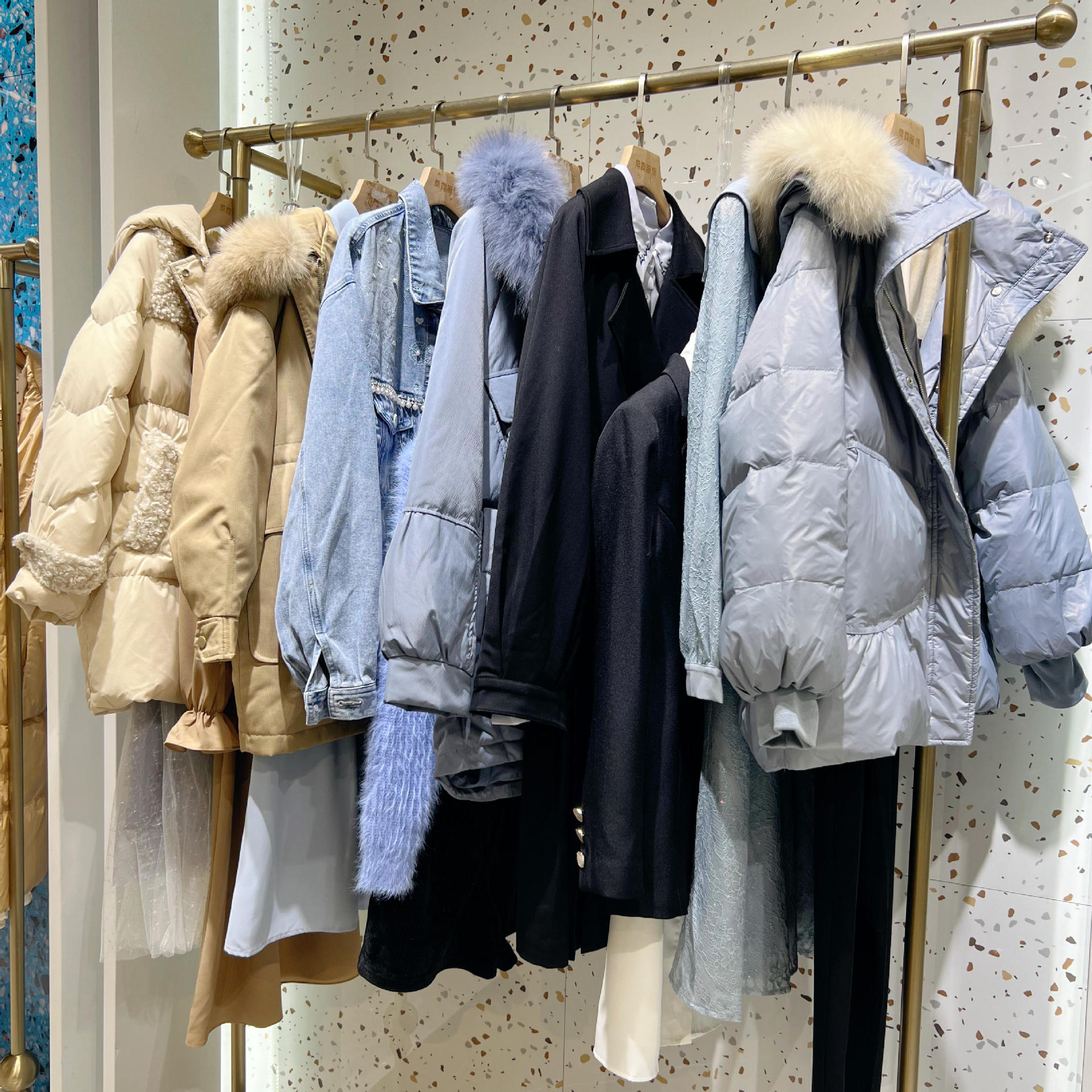 Женская одежда Qiushui, распродажа, остатки