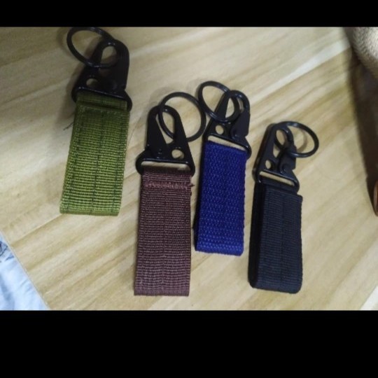 Multi-function key buckle