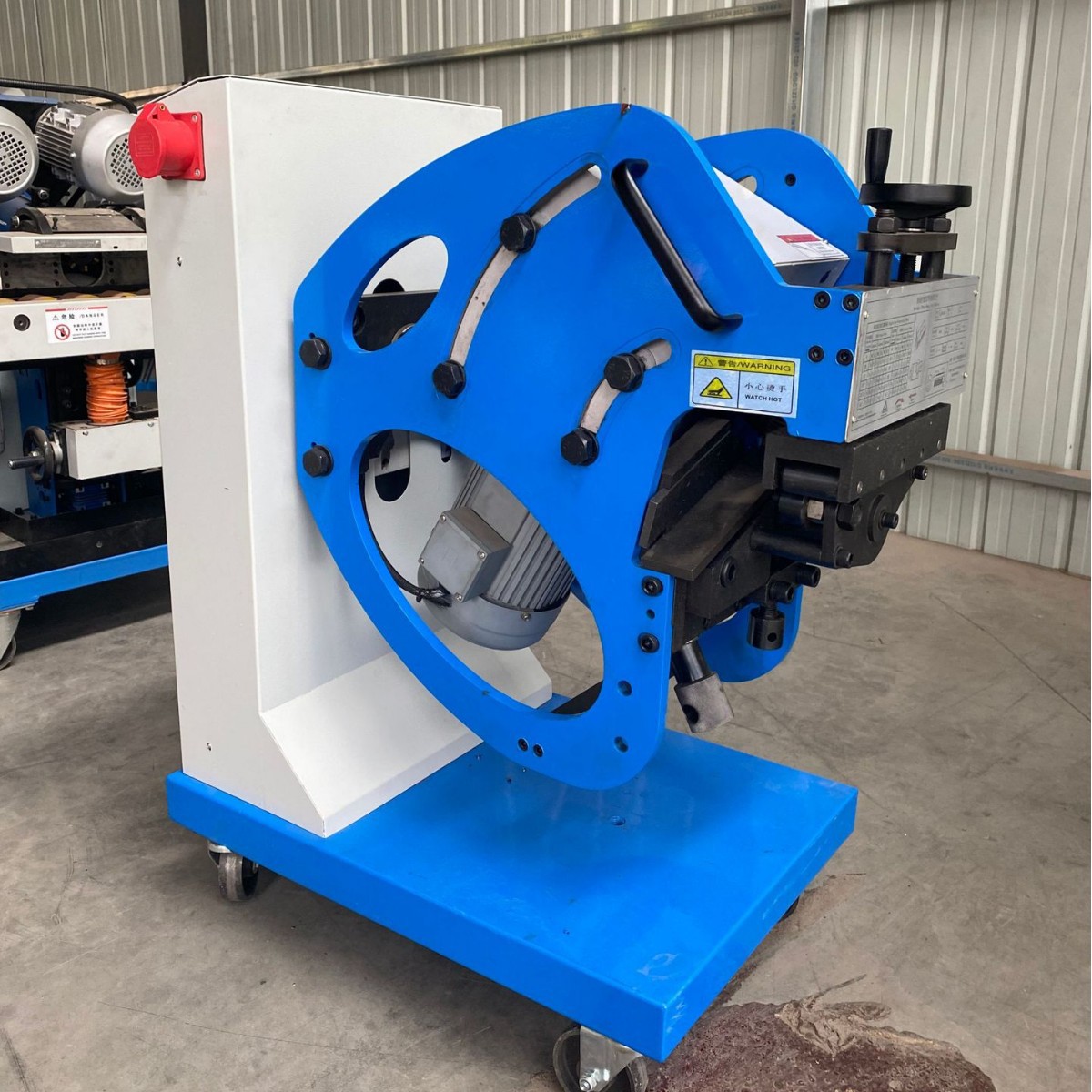 Ship Steel Plate Beveling Edge Milling Machine High-Precision Steel Structure Auxiliary Equipment before Welding V-Type Automatic Rolling Shear Beveling