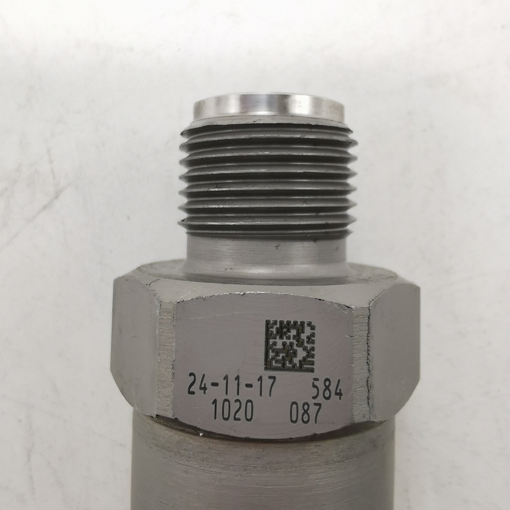 Suitable for Dongfeng Cummins Engine Isle Common Rail Fuel Relief Valve 3963808 1110010020