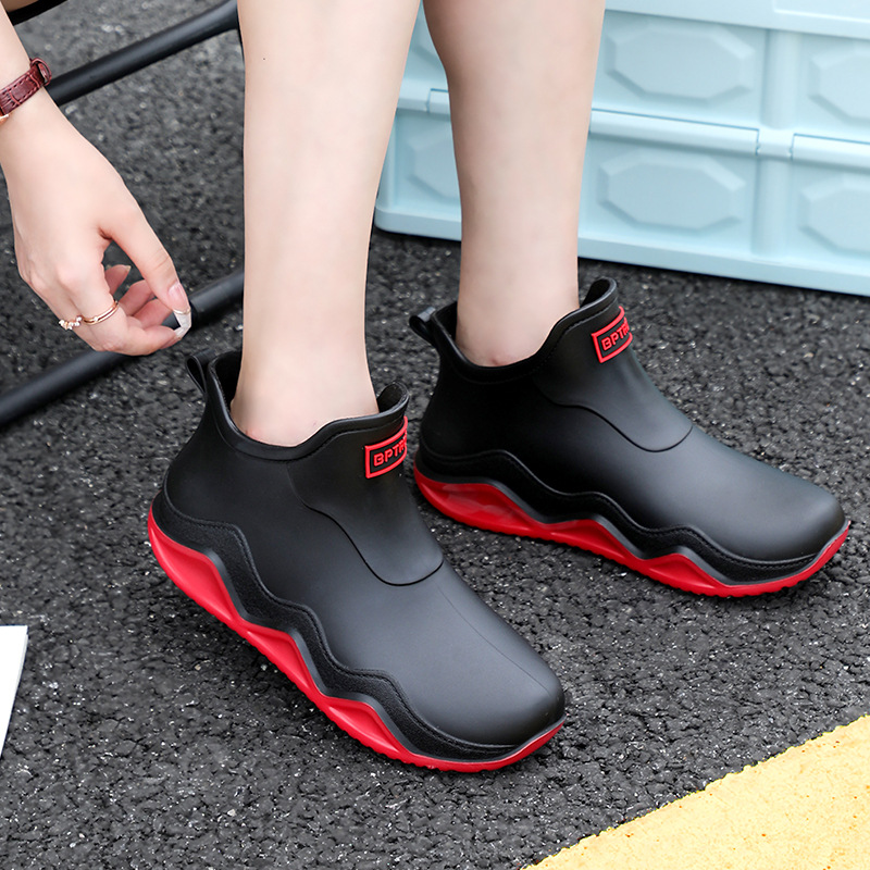 New waterproof shoes men's and women's rain boots for lovers rain boots Korean rubber shoes non-slip short tube fashion Joker export