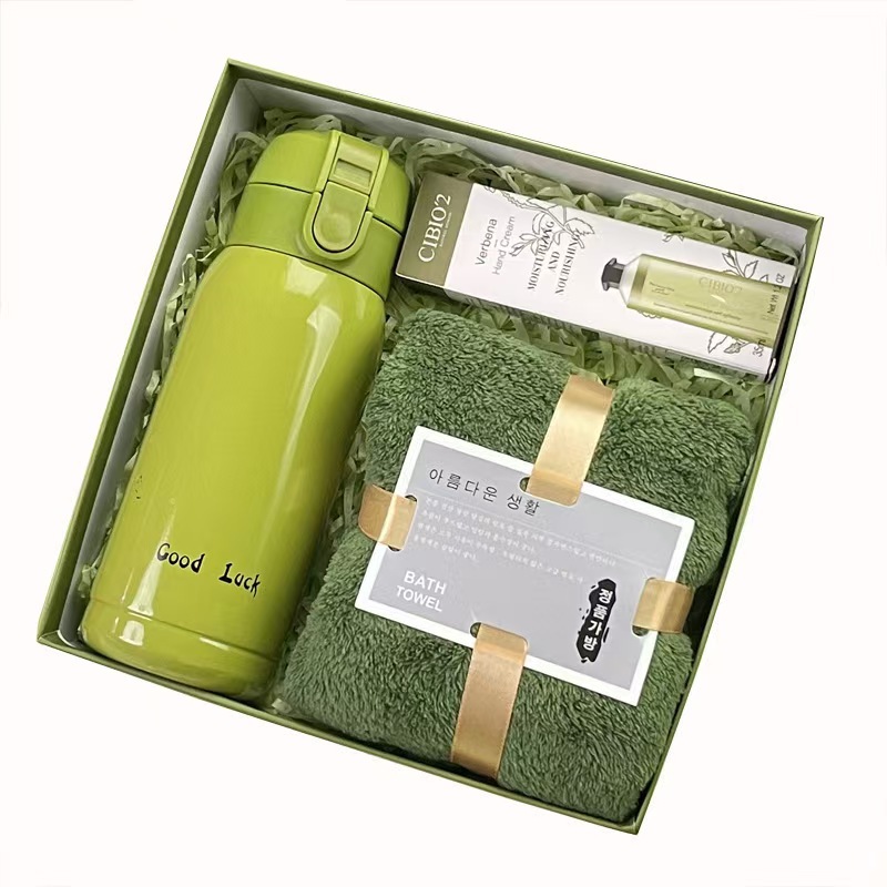 Business Souvenir Gift Box, Business Gift for Employees, Company Team Building Opening, Entrance Banquet, Healing Gift