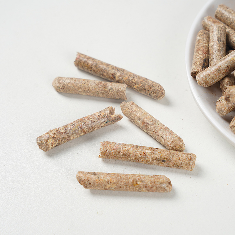 Manufacturer Supplies Biomass Pellets for Home Heating Stoves, Fuel Made from Miscellaneous Wood Shavings with Low Ash Content