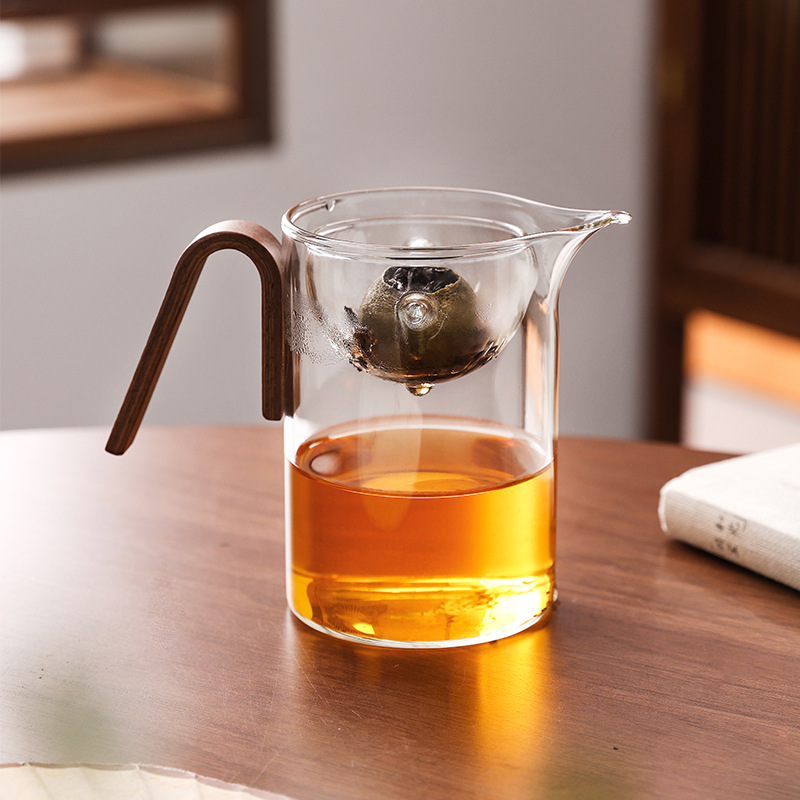 Xiaoqing mandarin special tea cup borosilicate glass fair cup filterable tea dispenser household high-value fair cup