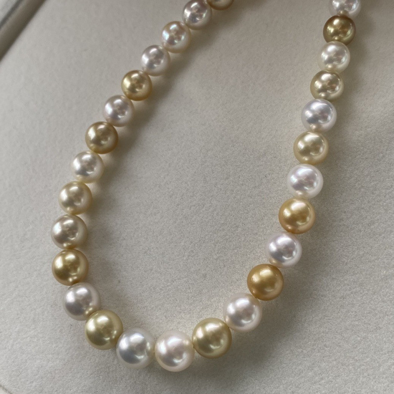 Scarce Small Spot White Butterfly Mixed Color Leather Light and Translucent 6.9-9mm Slightly Defective