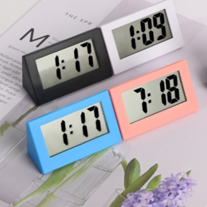 Mini Electronic Clock, Simple Triangle Clock, Vertical Silent Clock, Digital Office Study Clock, Desktop Clock Pendulum Accessories