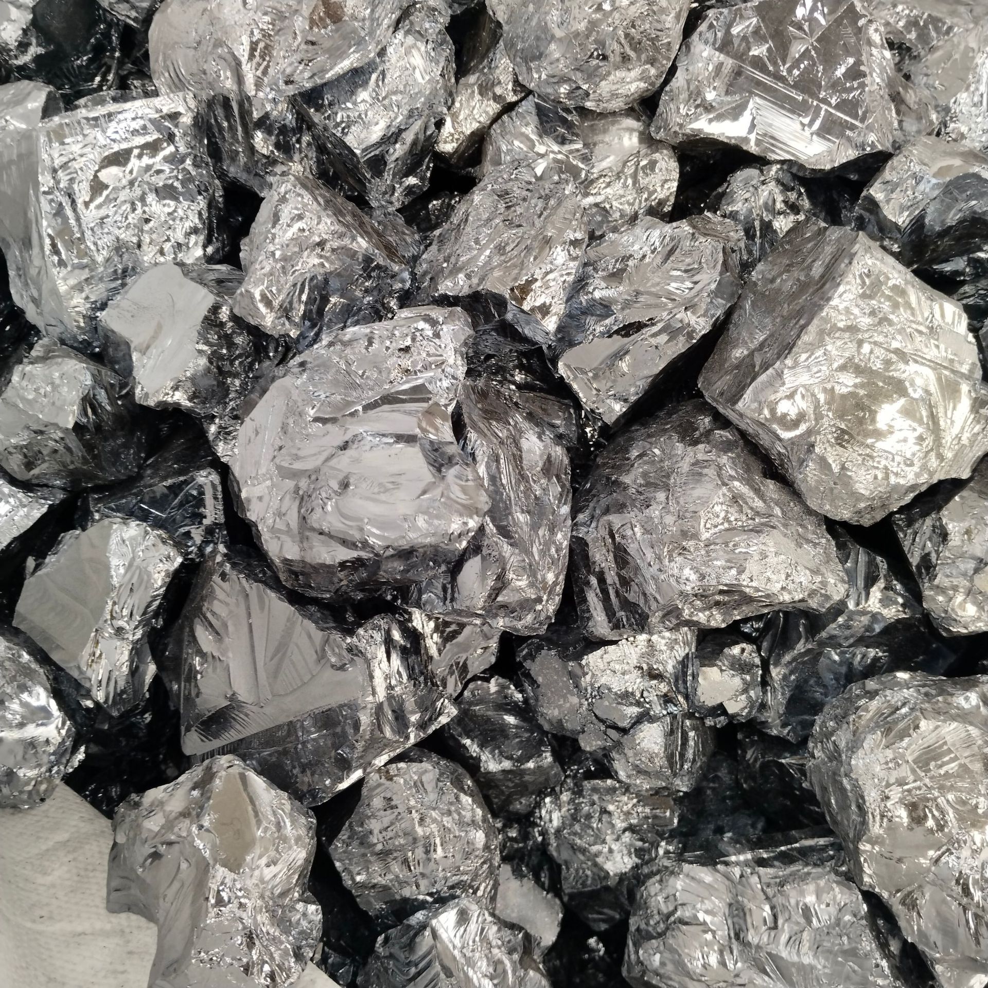 Supply of Metal Silicon 553 Non-Oxygenated 421 Silicon Block for Aluminum Smelting Metal Silicon Block 1101 Silicon Block 2202 Polycrystalline Silicon