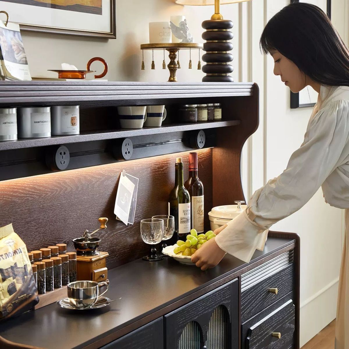 French Retro Solid Wood Sideboard Cabinet Living Room Wall Storage Cabinet Cabinet Household Kitchen Storage Cabinet Integrated Middle Ancient