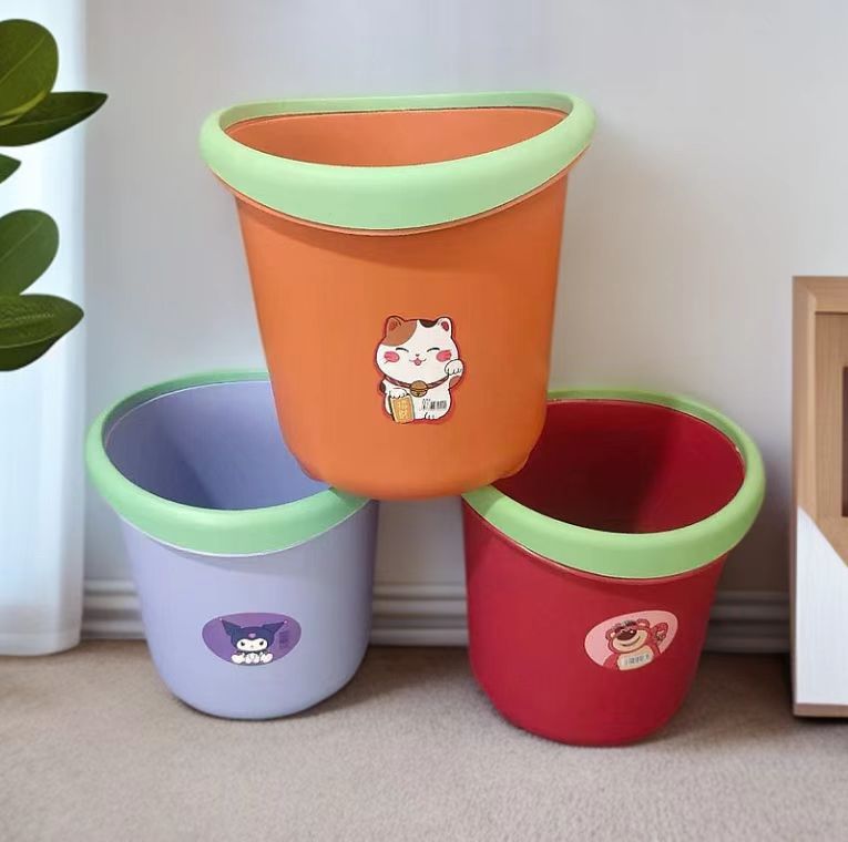 Manufacturer Wholesale New Lucky Cat Trash Can Strawberry Bear Pressure Ring Trash Can Household Kitchen Miscellaneous Storage Bucket
