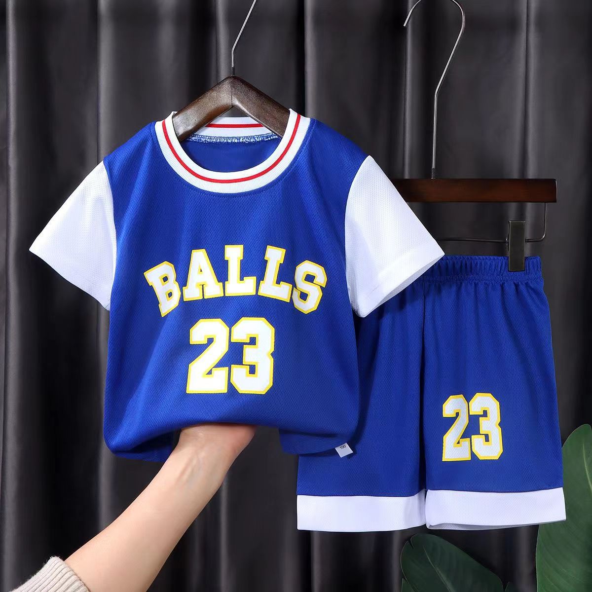 Children's Basketball Uniform Suit for Boys and Girls Short-Sleeved Vest Sports Training Casual Quick-Drying Fabric Jersey Suit Wholesale
