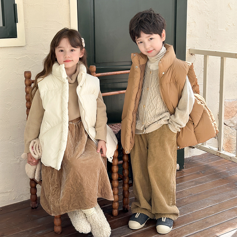 Children's small and medium-sized children's down vest thickened autumn and winter new boys and girls vest outer wear vest foreign trade waistcoat