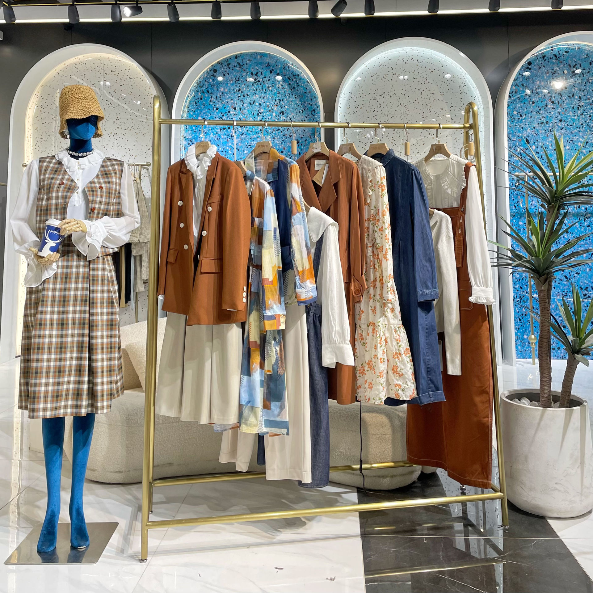 Mid-To-High-End Brand Discount Women's Clothing Wholesale Removed from the Cabinet Tail Goods Clearance Smart Physical Live Broadcast Final Items Orphan Inventory