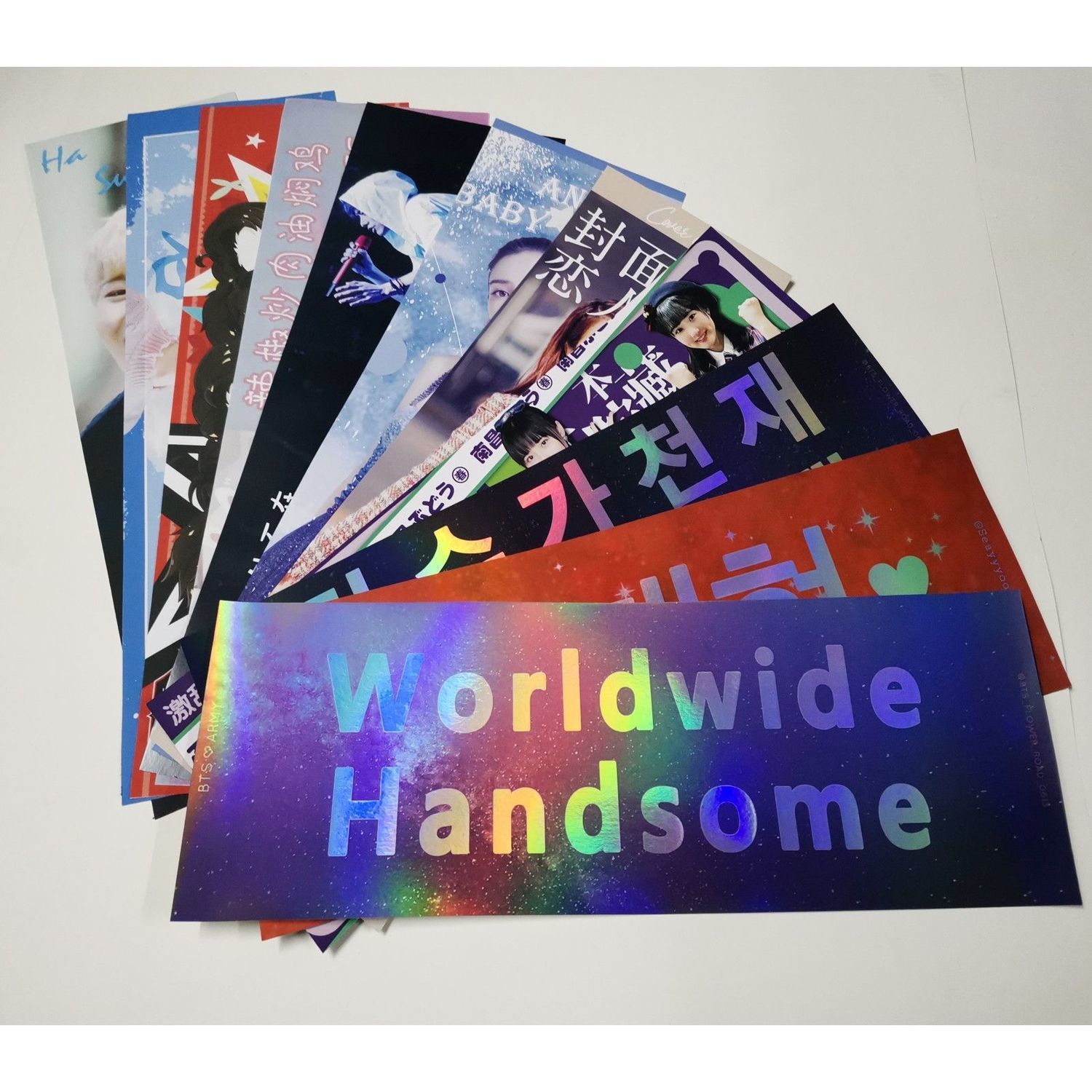 Двухсторонний баннер из покрытой бумаги, горячее тиснение и серебряная поддержка, ручной баннер, кастомизированная печать, гвоздика, отражающий лазерный флаг