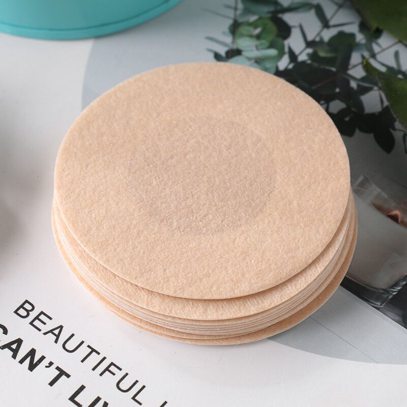 Cross-border supply disposable non-woven breast patch breast patch silicone invisible chest patch anti-bump anti-light nipple patch