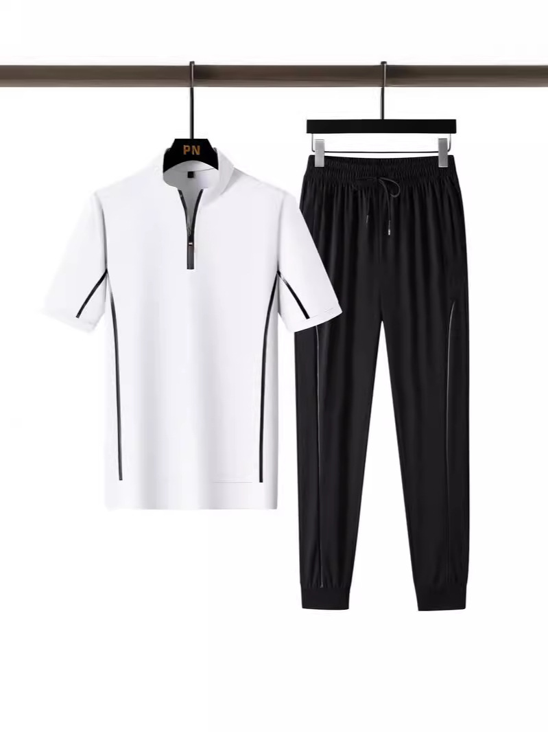 High-End Ice Silk Summer Casual Sports Short-Sleeved Pants Suit for Men, Loose and Breathable Thin Men's Clothing with Striped Design