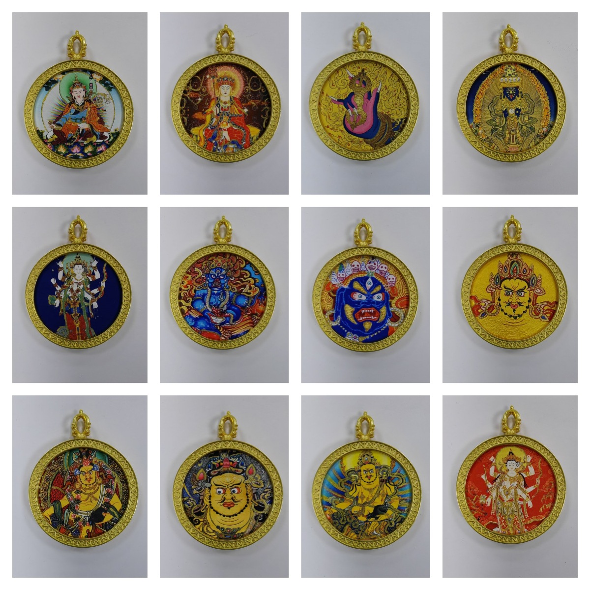 Hand-painted painted gold round gold thangka pendant thangka painting Xizang necklace fox zaqilam god of wealth Zhao gongming