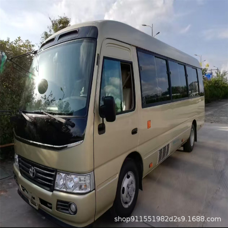 Used High-Quality Exportable Howo Coaster 17-20 Seat Commuter Bus 6-Cylinder Coaster Commuter Minibus