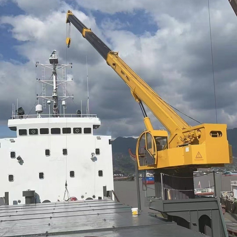 Marine Dock Crane Manufacturer Small Ship Crane Ship Crane for Sea Cargo Lifting