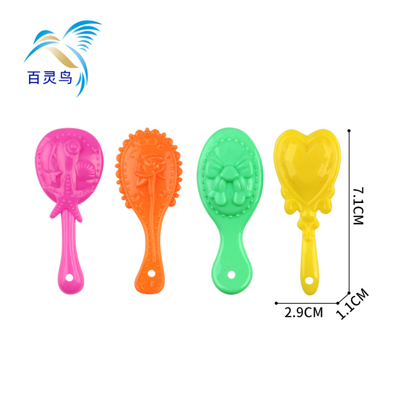 Manufacturer Wholesale Mini Princess Comb Model Little Girl's Play House Supplies Plastic Hair Comb Floor Push Stall Supply