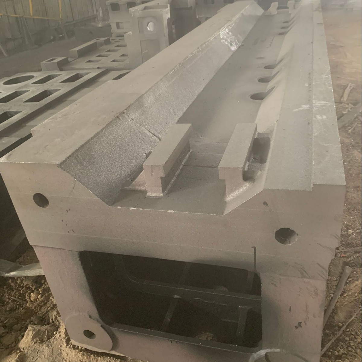 Крупные и средние отливки, отливки для станков, детали из серого и ковкого чугуна, электрическое литье