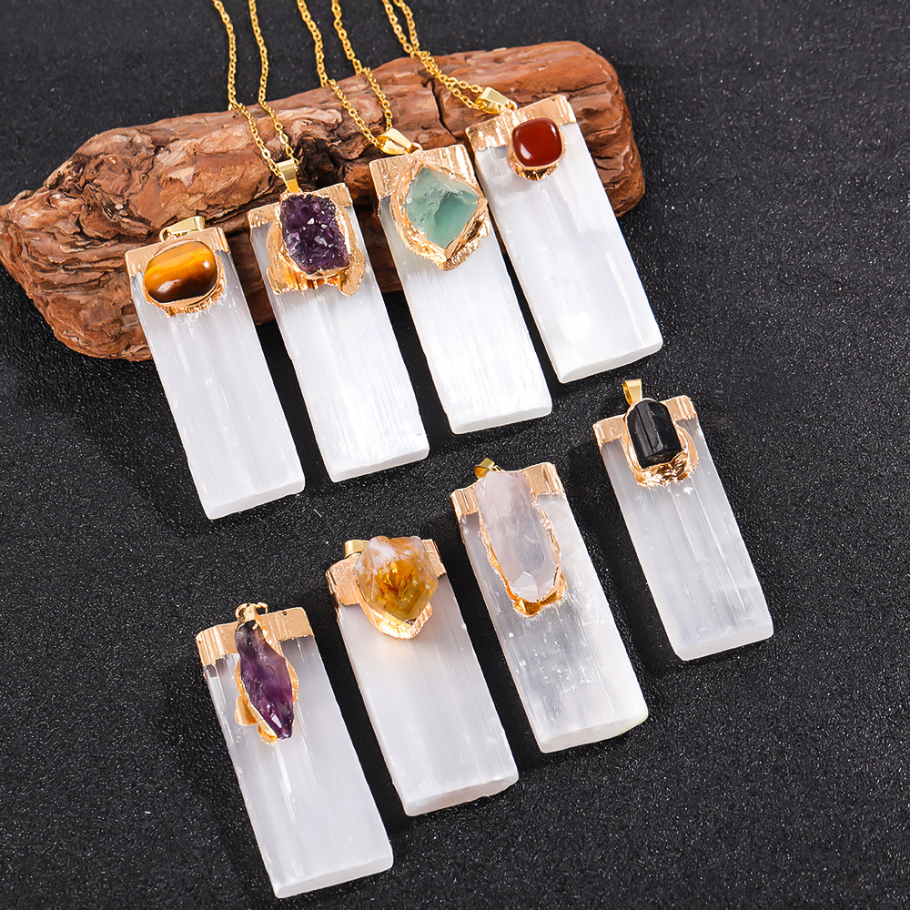 Natural gypsum inlaid crystal pendant white gypsum foreign trade jewelry irregular crystal stone necklace ornaments cross border
