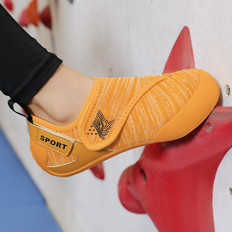 Children's climbing shoes special indoor beginner climbing shoes boys and girls entry-level outdoor rock climbing shoes