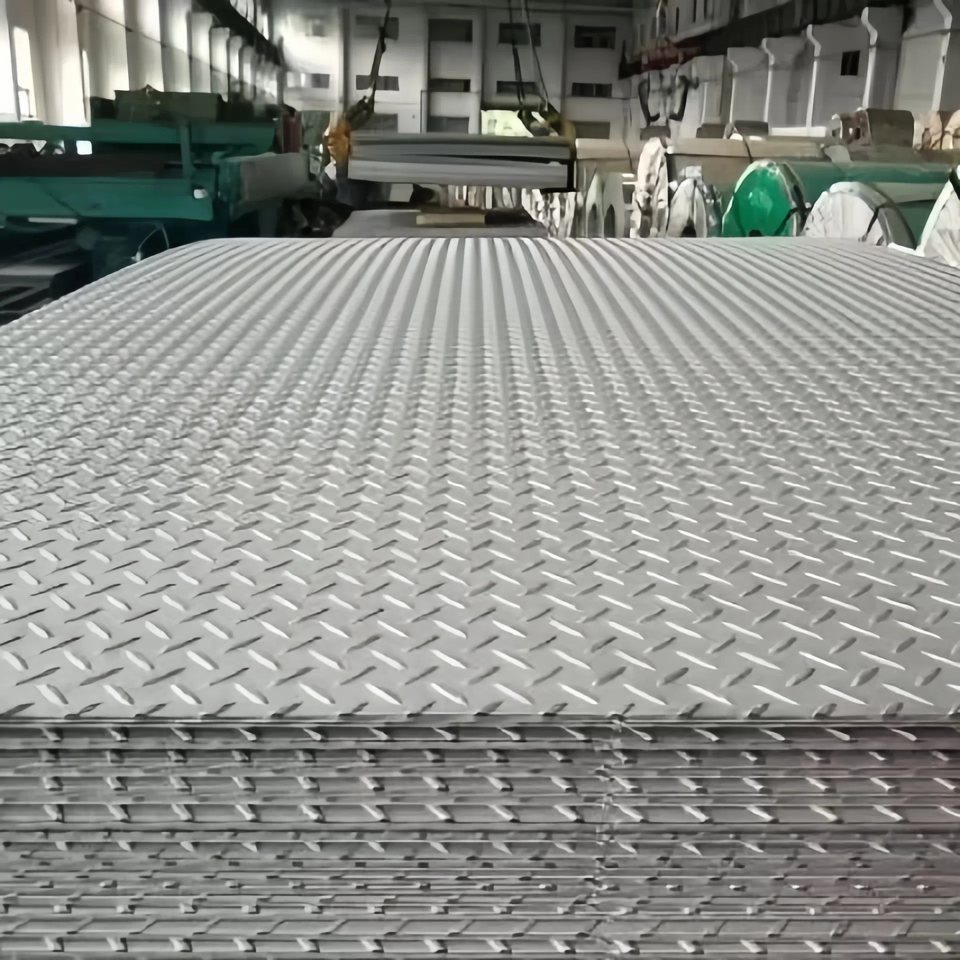 304 stainless steel diamond plate stair treads stainless steel anti-skid plate bending zero cut hot rolled stainless steel embossing plate