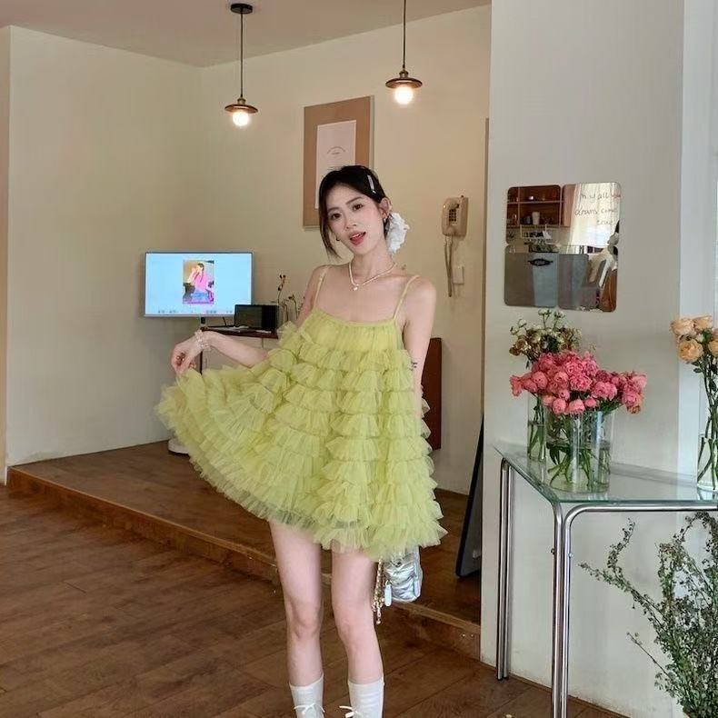 Праздничное стильное платье с сетчатыми вставками для женщин, новый стиль весна-лето 2025, стройнящее и шикарное, модная юбка