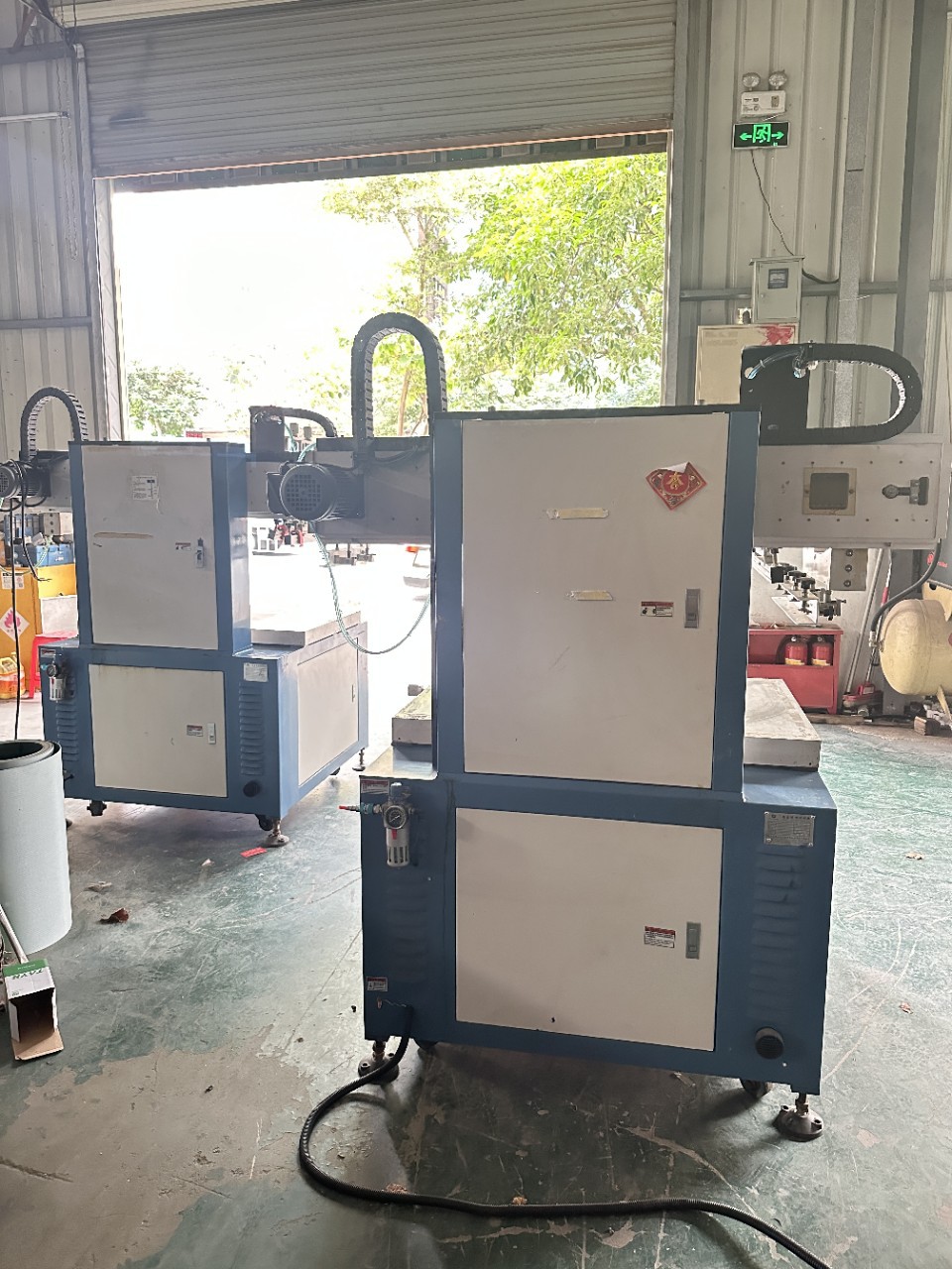 Selling used 6090 screen printing machine printing machine semi-automatic screen printing machine