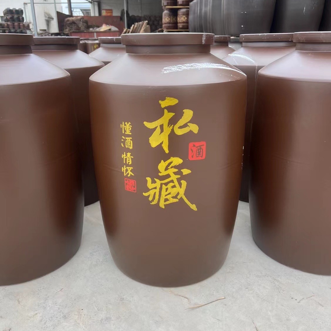 Частная коллекция цилиндрических винных бочек с герметичными крышками для хранения, утолщенные глиняные бочки для погреба