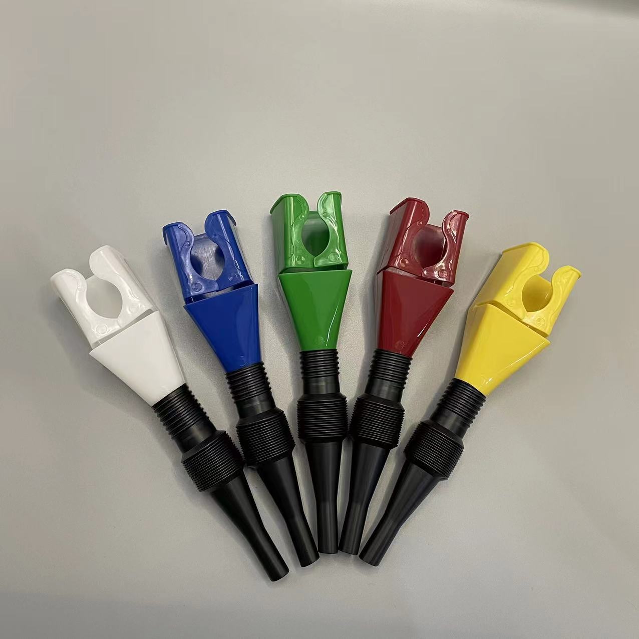 In stock convenient buckle funnel free support gasoline oil thickened square mouth fuel funnel self-driving travel emergency tool