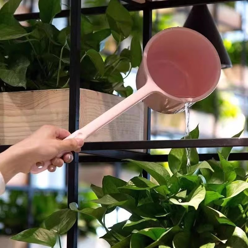 Water Spoon Plastic Flower Watering Long Handle Water Scoop Children's Baby Spoon Bathing Shampoo Thickened Kitchen Water Spoon
