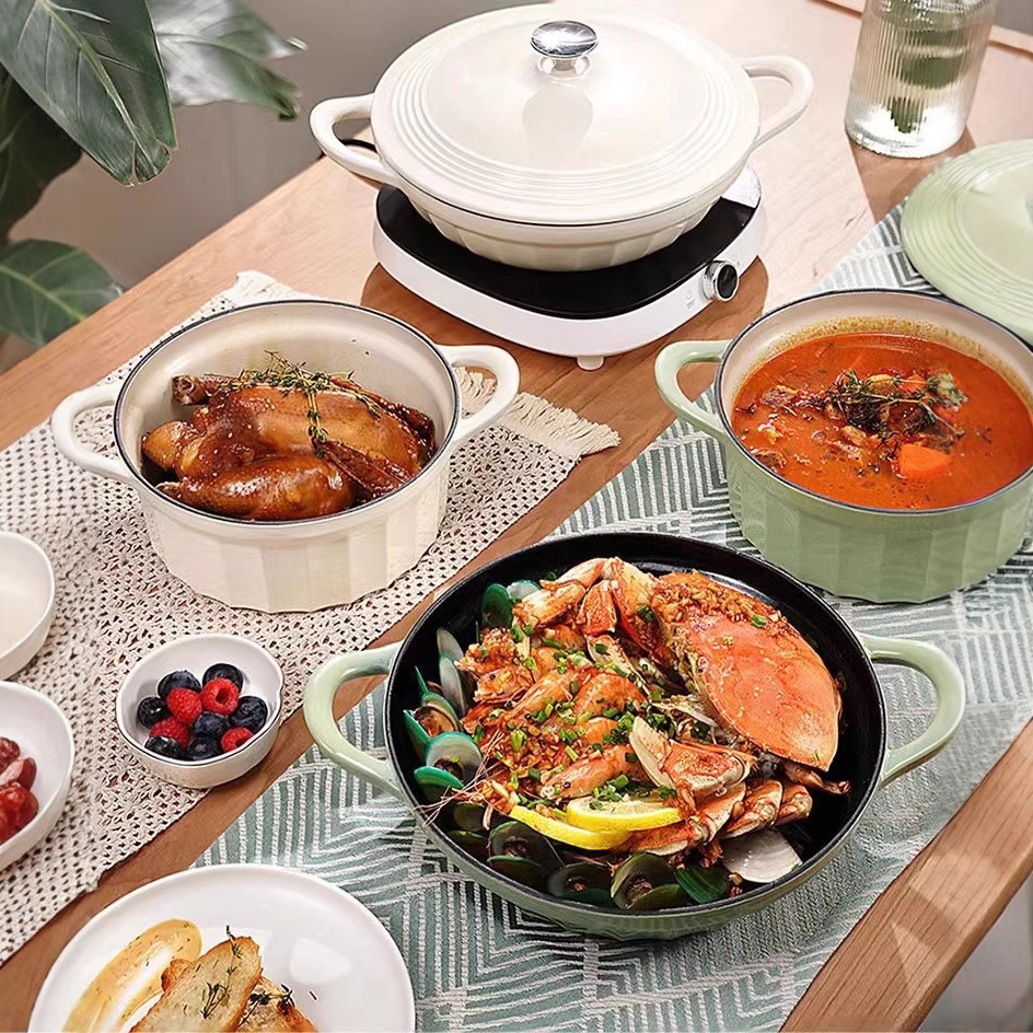 Export Foreign Trade Cast Iron Enamel Enamel Pot Stew Pot Wok Seafood Pot Mommy Pot Dry Pot Stew Baked Flats Cast Iron Pot