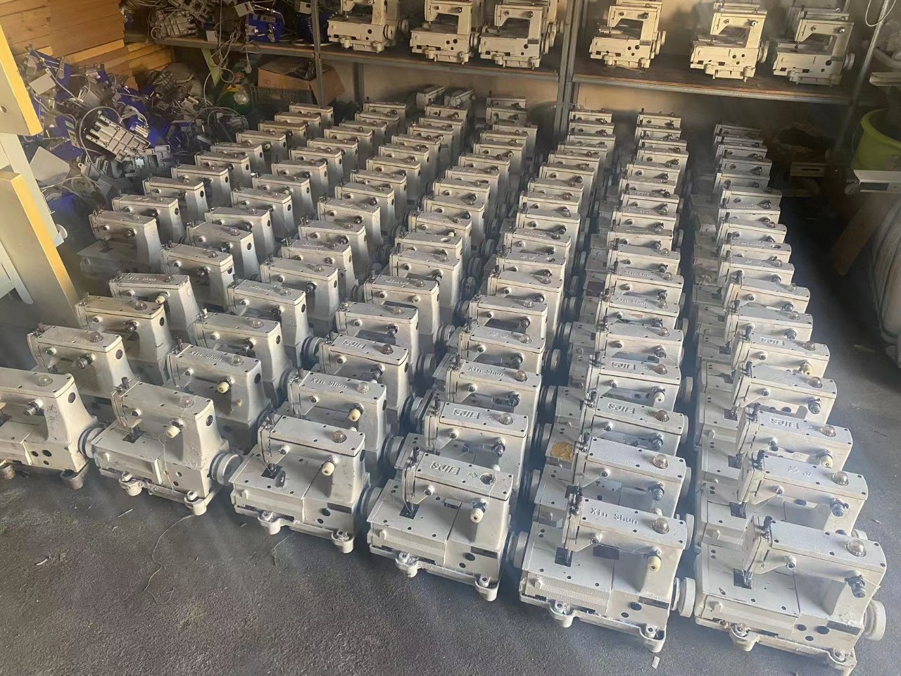 Большая партия б/у машин для перчаток с швейной машиной для перчаток, антистатические перчатки, перчатки для этикета, оборудование