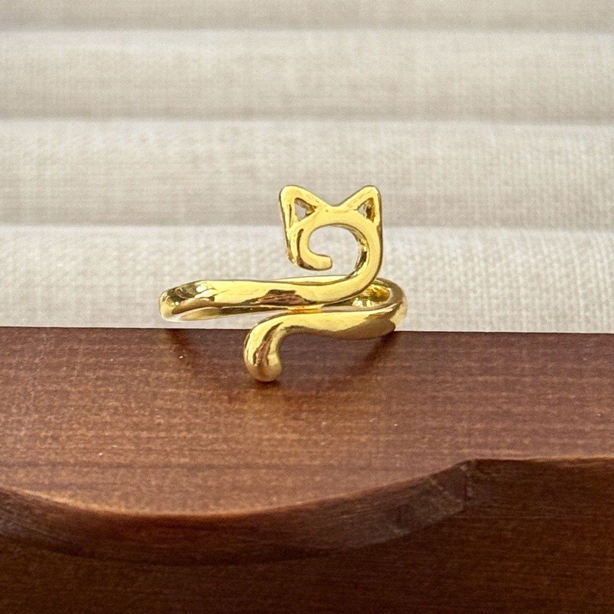 Cross-border best selling European and American hook line geometric cat ring opening adjustable animal ring knitted jewelry