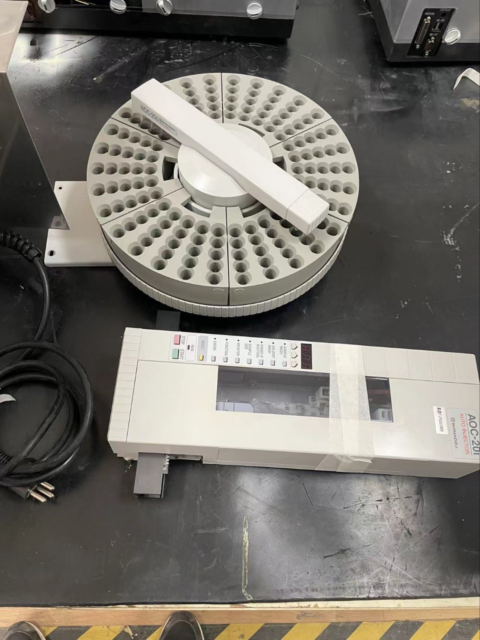 Used Shimadzu Gc-2010 Plus Gas Chromatograph