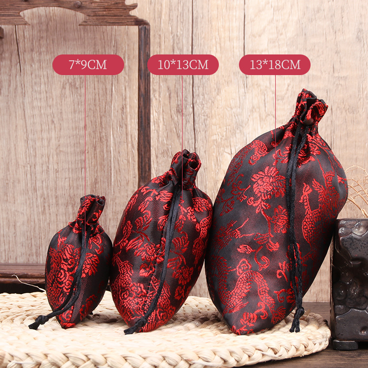 High-end brocade cloth drawstring bag dragon pattern bag lucky bag wholesale Buddha beads bag gold jewelry gift bag