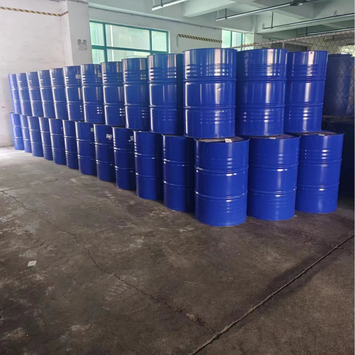 Iperfuron Ip Industrial Grade Wanhua Original 99.9% Slow Drying Water Paint Thinner Industrial Grade Iperfuron