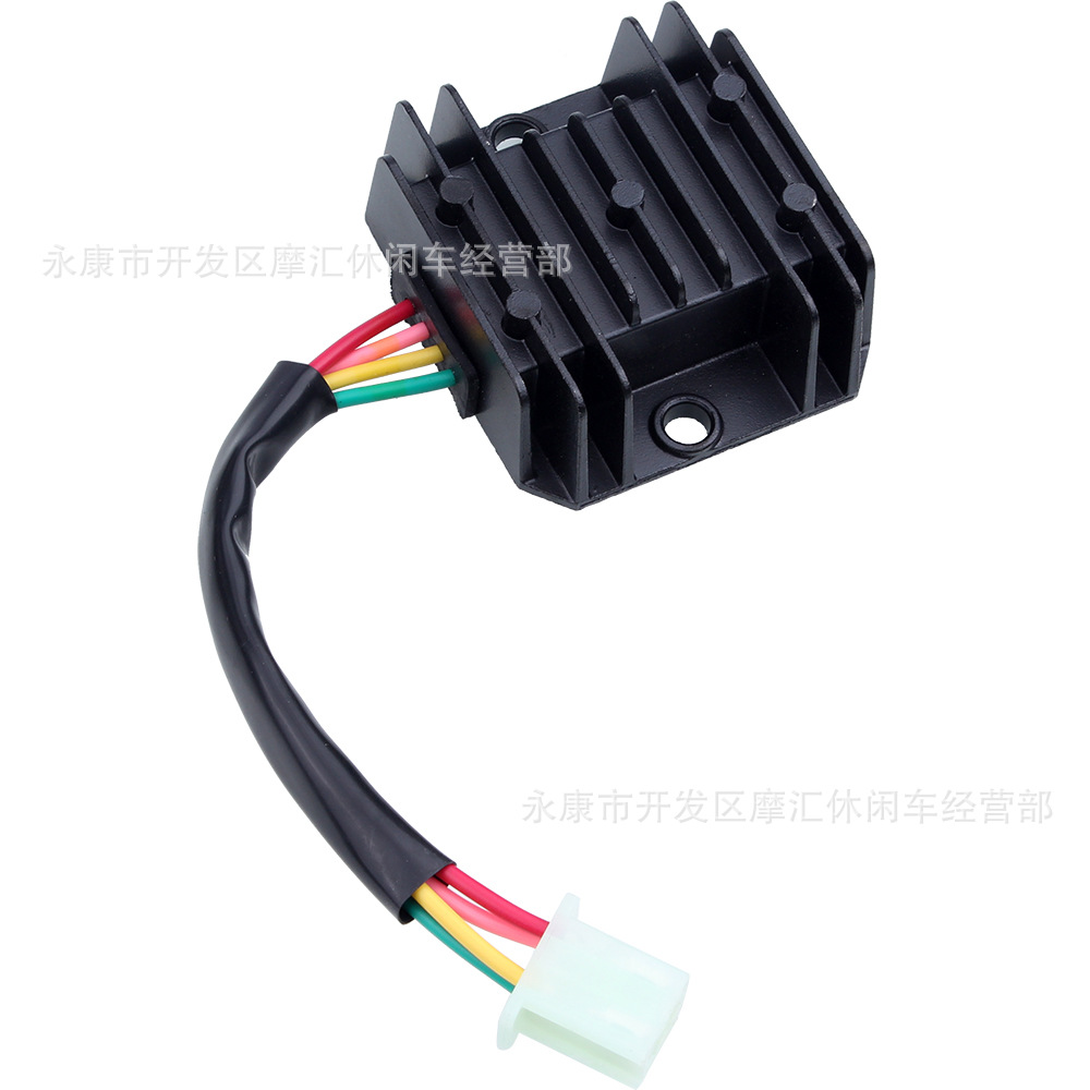Motorcycle beach off-road scooter accessories 12V four-pin CG125-250CC GY6 rectifier regulator