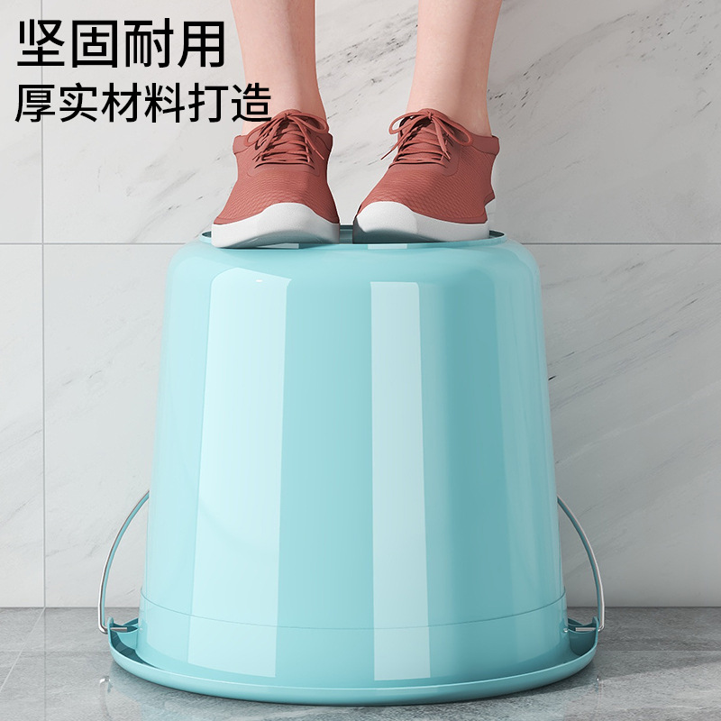 Household thickened bucket with lid washing bucket plastic bucket student dormitory universal bath bucket large storage bucket wholesale