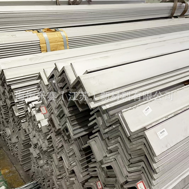 304 Stainless Steel Angle Steel, Hot-Rolled Curtain Wall Bridge Stainless Steel Equal-Sided Angle Steel, Stainless Steel Profiles Can Be Bent and Punched