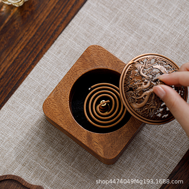 Walnut Zen Tea Ceremony Incense Stove Household Ornaments Chinese-style Indoor Aquilarum Incense Aromatherapy Hollow with Lid Incense Insertion Bottom