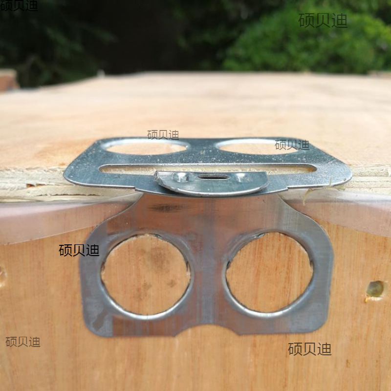Wooden box insert steel belt box accessories tongue steel side box connecting buckle male and female buckle steel buckle box sub-female buckle
