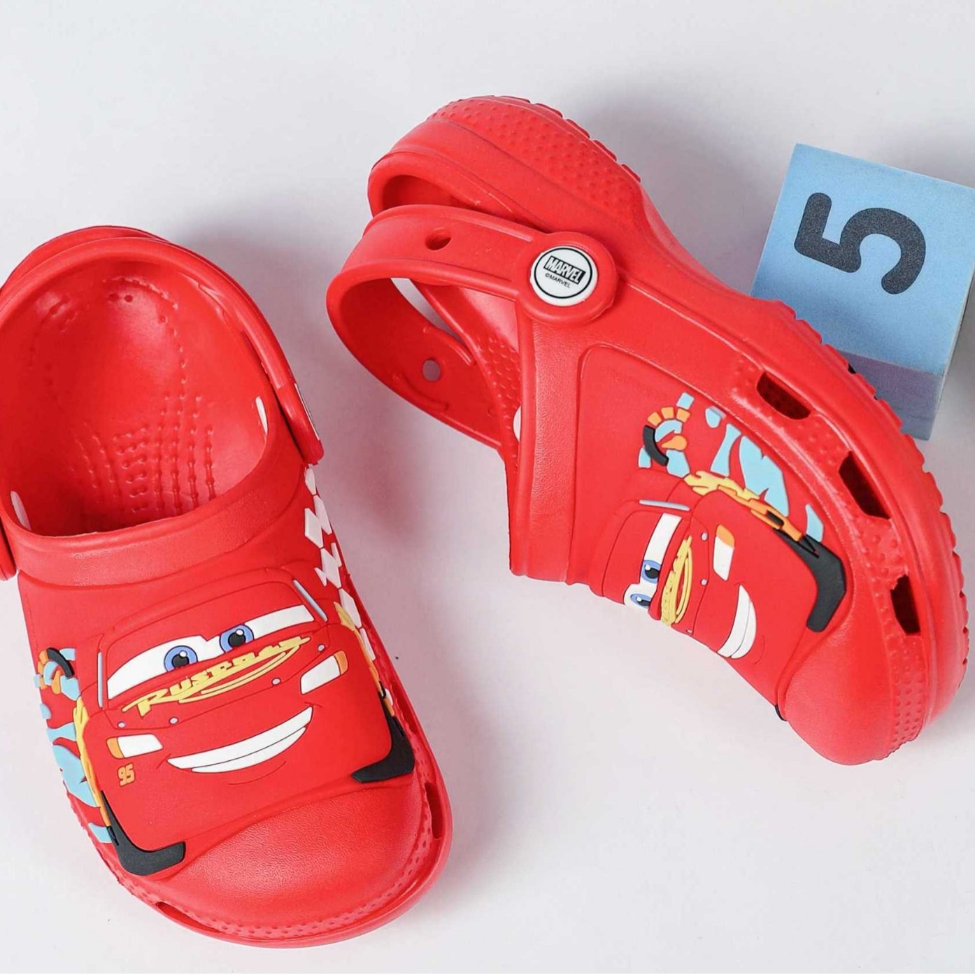 Baotou car hole shoes beach shoes children fashion cartoon shoes