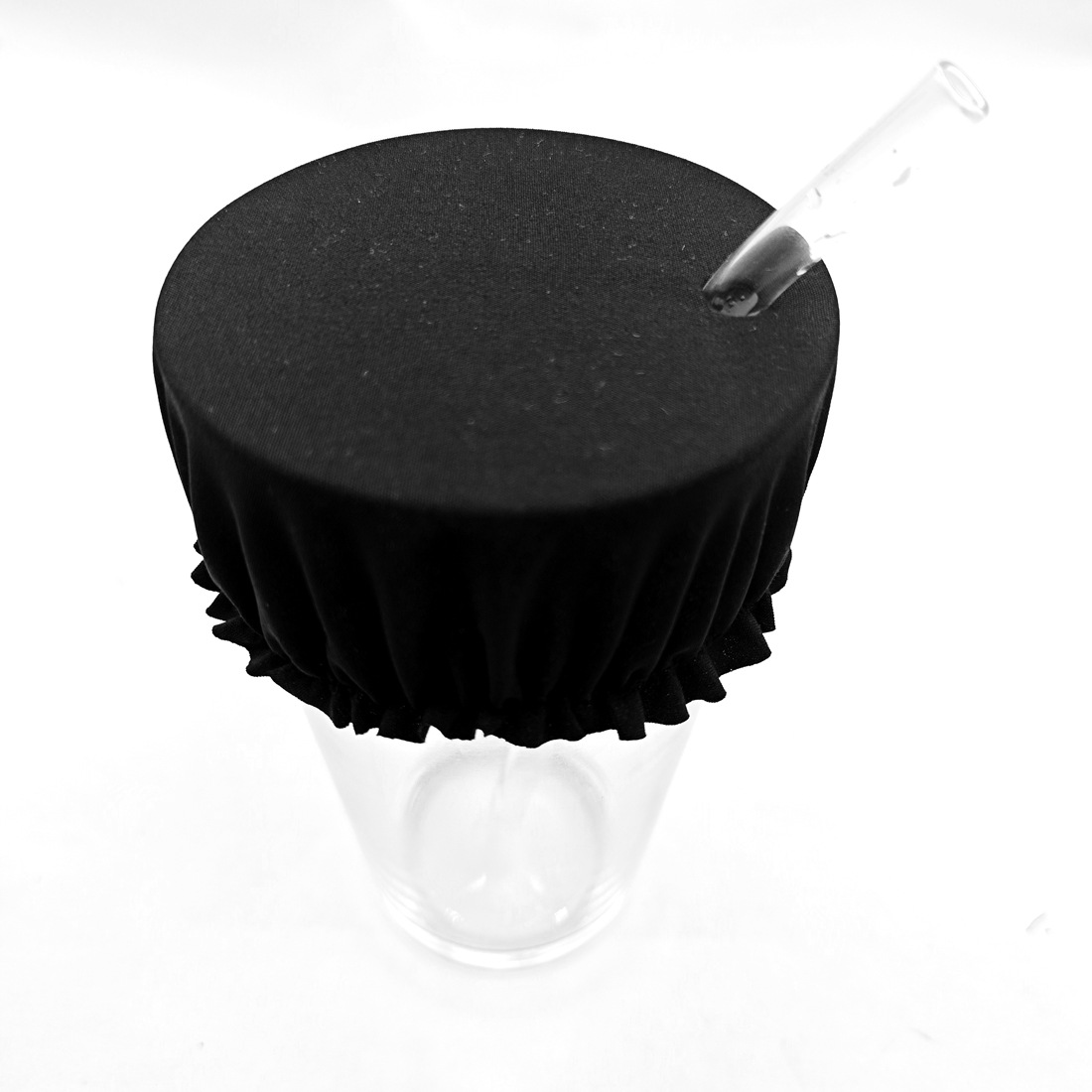 Cross-border European and American color nightclub anti-medicine cup cover, reusable dust-proof and insect-proof wine cup cover with straw hole