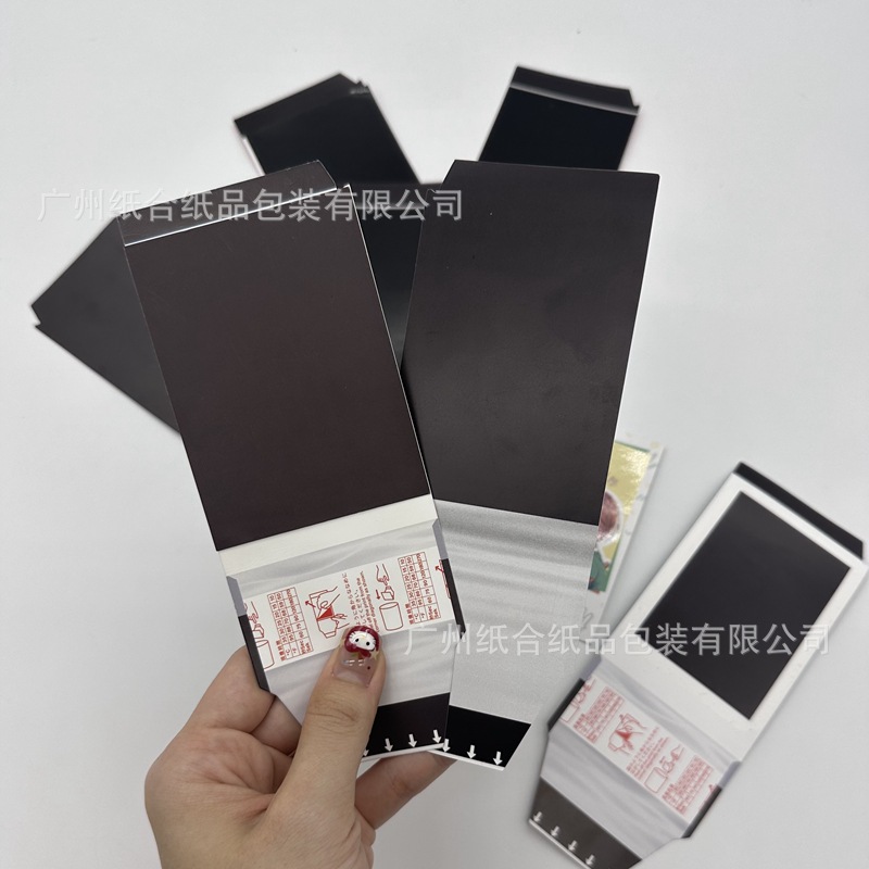 Customized Anime Peripheral Polaroid-Style Peel-And-Stick Cards, Blind Box Live Unboxing Cards, and Tear-Off Fun Cards