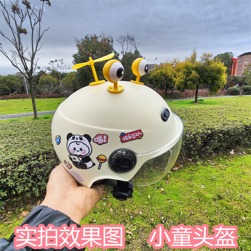 3C certified new national standard children's helmet Four Seasons Universal boys and girls battery car electric car Summer half helmet