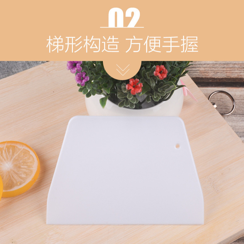 Factory Direct Sales Rice Roll Plastic Scraper Baking Tools Dough Cutter Cake Spatula Cream Steamed Bun Chocolate Scraper