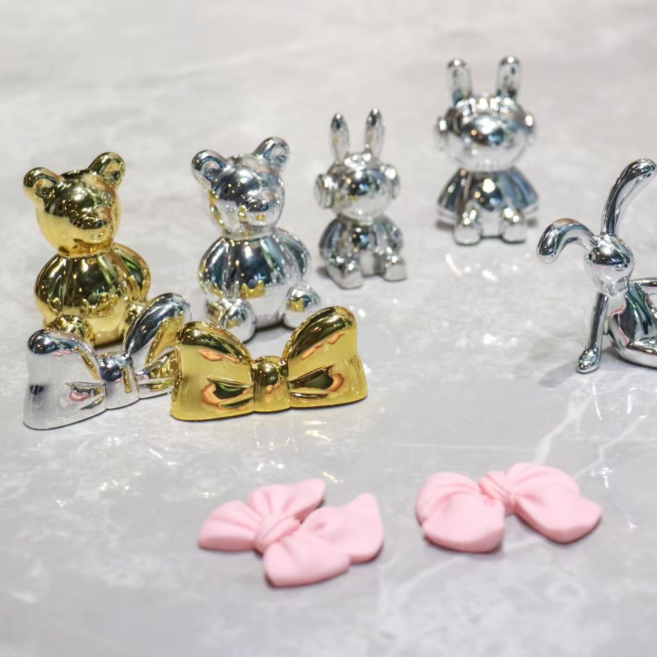 Light Luxury Bear Ornaments Tissue Box Candy Decoration PP Plastic Lid Accessories Creative High-value Home Lighting